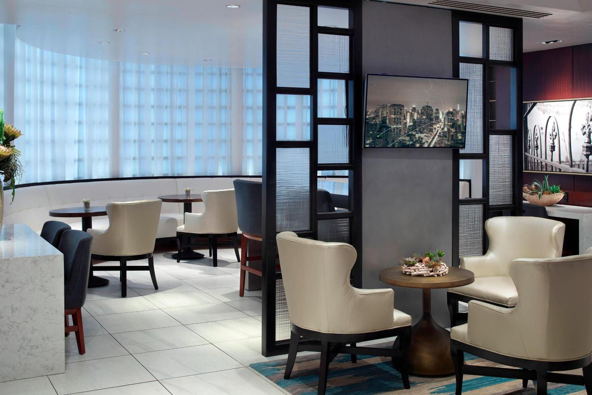 New Orleans Marriott Metairie At Lakeway Eksteriør billede